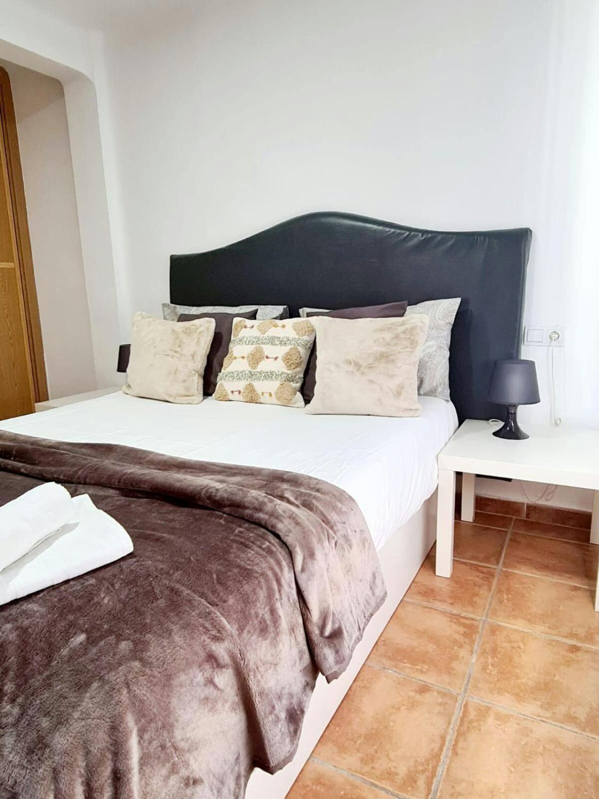 Bonito Apartamento Con Terraza - Pedregalejo Playa Malaga Exterior photo