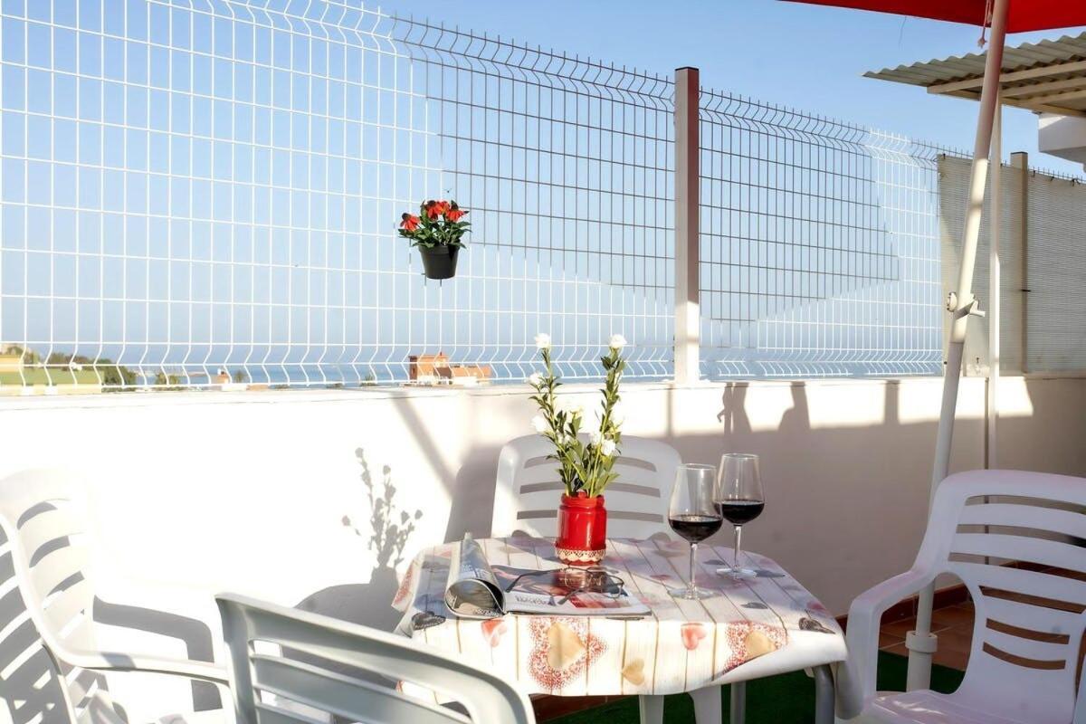 Bonito Apartamento Con Terraza - Pedregalejo Playa Malaga Exterior photo